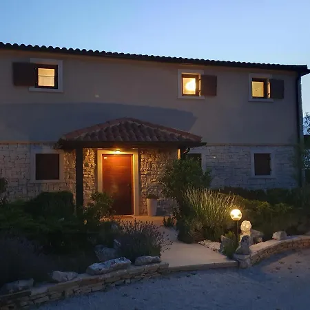 Histra Villa Cabrunici